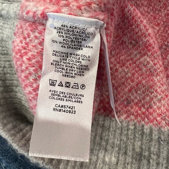 NWT LOFT Fuchsia Pink & Grey Snowflake Fair Isle Crewneck Sweater - SIZE M - Picture 6 of 9